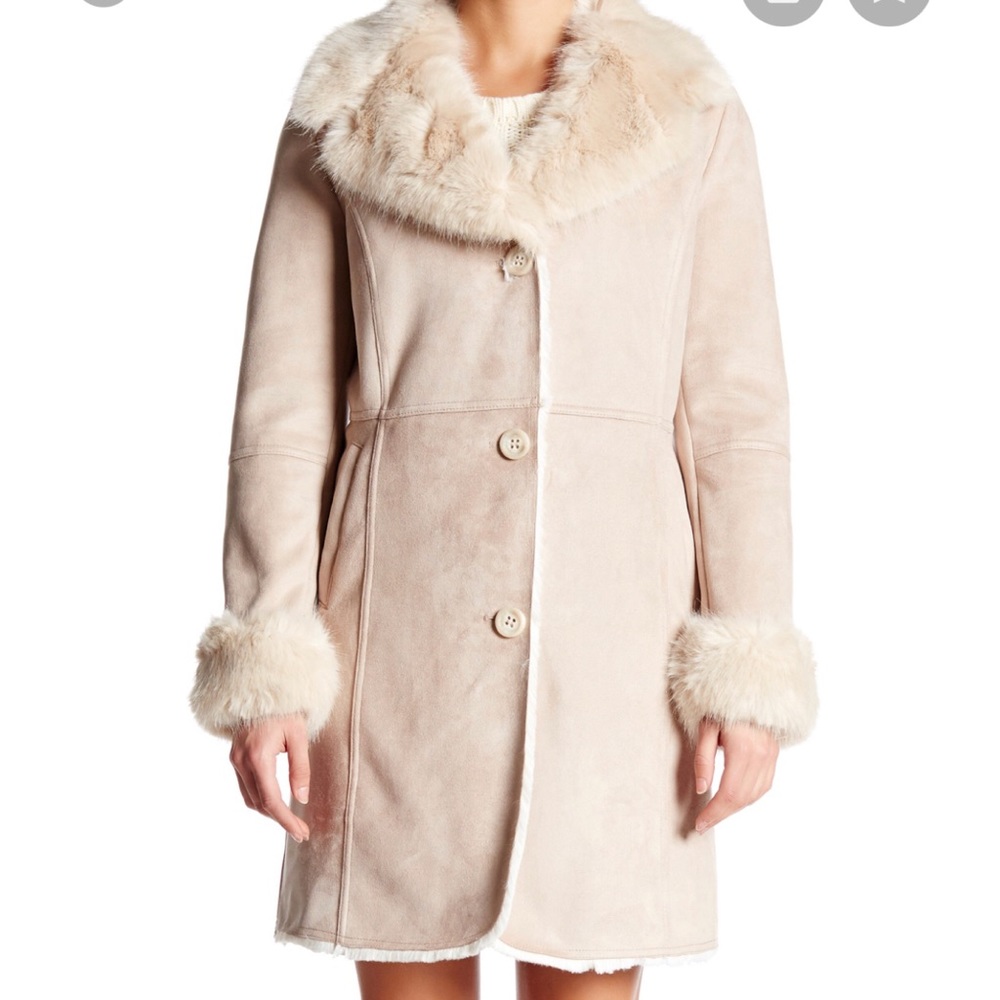NWT T Tahari “Paige” Faux Shearling Seamed Coat